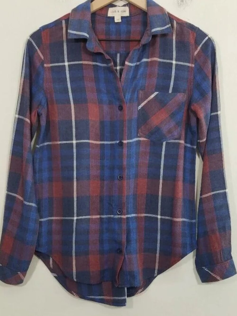 cloth & stone blue red plaid button down shirt XS soft